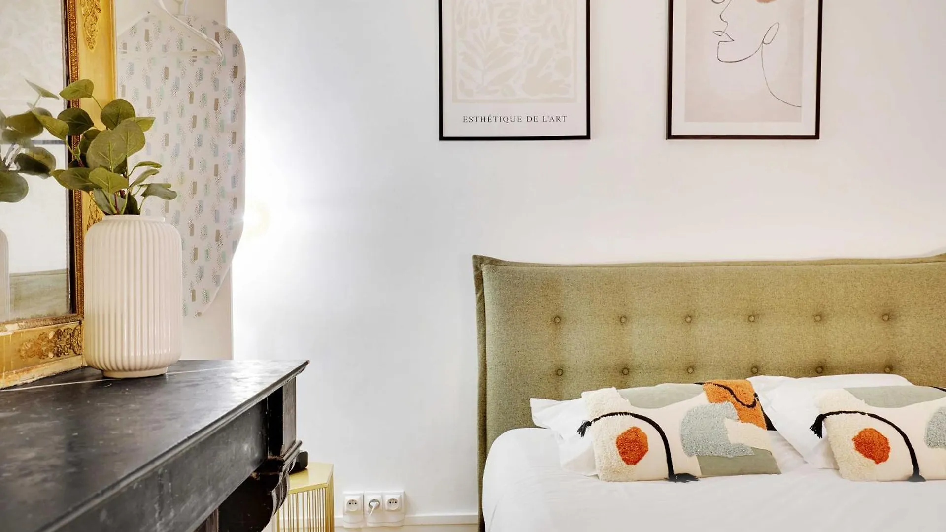 Cozy Studio 2P Next To Place De La Concorde Apartment Paris France