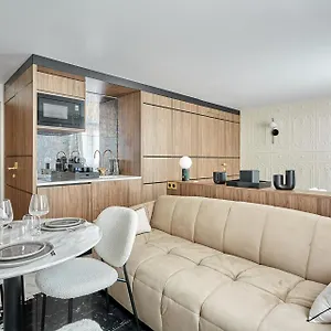 Apartamento Louvre Museum By Prestige, París